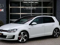 Wit, metallic lak Gebruikt 2013 VW Golf VII GTI Hatchback | € 17.950 (Duur)