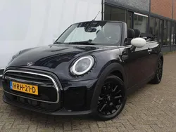 Blauw, metallic lak Gebruikt 2023 Mini Cooper Cabriolet Cabriolet | € 33.950 (Eerlijke prijs)