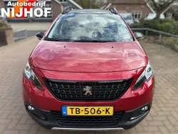 Rood Gebruikt 2018 Peugeot 2008 GT-line SUV | € 11.500 (Eerlijke prijs)