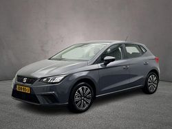 Grijs Gebruikt 2025 Seat Ibiza Business Hatchback | € 24.900 (Duur)