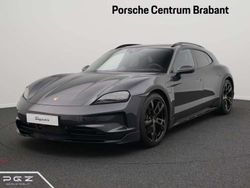 Grijs Gebruikt 2024 Porsche Taycan Cross Turismo Sedan | € 134.750