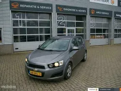 Grijs Gebruikt 2012 Chevrolet Aveo LT Hatchback | € 2.950 (Eerlijke prijs)