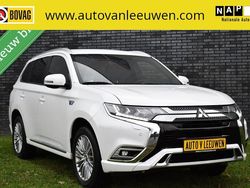 Wit Gebruikt 2021 Mitsubishi Outlander P-HEV SUV | € 21.925 (Super prijs)