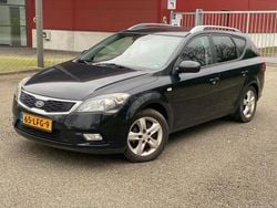 Zwart Gebruikt 2010 Kia Ceed Hatchback | € 2.850 (Eerlijke prijs)