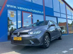 Grijs Gebruikt 2022 VW Polo Hatchback | € 16.950 (Goede deal)