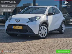 Wit Gebruikt 2023 Toyota Aygo Play Hatchback | € 15.450 (Goede deal)