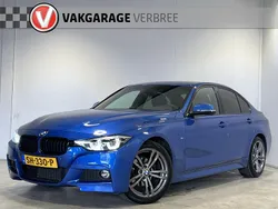 Blauw Gebruikt 2018 BMW 318 Executive Sedan | € 22.840 (Eerlijke prijs)
