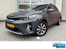 Grijs Gebruikt 2022 Kia Stonic SUV | € 20.790 (Eerlijke prijs)
