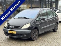 Zwart Gebruikt 2004 Citroën Xsara Picasso MPV | € 385 (Goede deal)