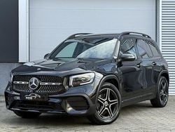 Zwart Gebruikt 2021 Mercedes GLB180 Business SUV | € 35.800 (Goede deal)