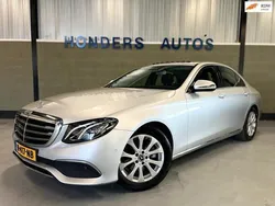 Grijs Gebruikt 2019 Mercedes E200 Advantage Sedan | € 29.945 (Eerlijke prijs)
