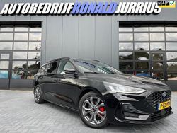 Zwart Gebruikt 2022 Ford Focus ST-Line Stationwagen | € 19.900 (Iets duurder)