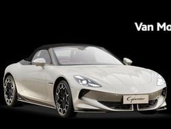 Wit Nieuw 2024 MG Cyberster Trophy Cabriolet | € 66.350