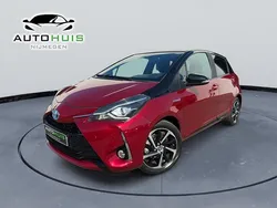 Rood Gebruikt 2019 Toyota Yaris Hatchback | € 16.745 (Eerlijke prijs)
