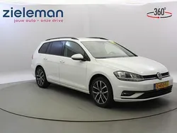 Wit, metallic lak Gebruikt 2019 VW Golf VII Sportline Stationwagen | € 12.845 (Goede deal)