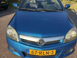Blauw Gebruikt 2005 Opel Tigra Enjoy Cabriolet | € 1.300 (Goede deal)
