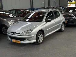 Grijs Gebruikt 2007 Peugeot 206 Hatchback | € 2.499 (Eerlijke prijs)