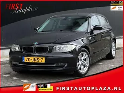 Zwart Gebruikt 2009 BMW 118 Hatchback | € 3.750 (Eerlijke prijs)