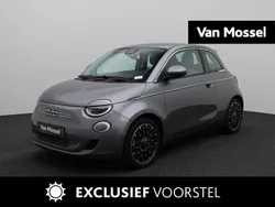 Grijs Gebruikt 2023 Fiat 500e La Prima Hatchback | € 23.900 (Eerlijke prijs)