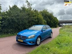 Blauw Gebruikt 2013 Mercedes A180 Ambition Hatchback | € 12.750 (Goede deal)