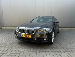 Grijs, metallic lak Gebruikt 2015 BMW 520 Executive Stationwagen | € 17.950 (Eerlijke prijs)