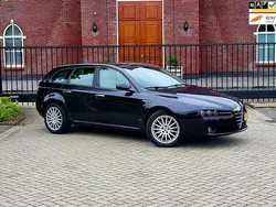 Zwart Gebruikt 2007 Alfa Romeo 159 Business Stationwagen | € 2.499 (Eerlijke prijs)