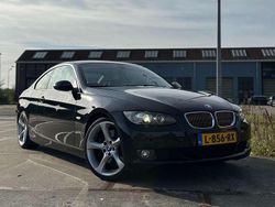 Zwart Gebruikt 2007 BMW 335 Coupé | € 14.500 (Eerlijke prijs)