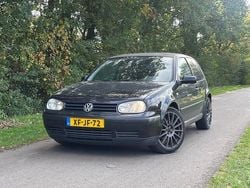 Zwart Gebruikt 1998 VW Golf IV Hatchback | € 999 (Super prijs)