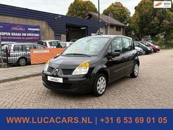 Zwart Gebruikt 2005 Renault Modus Authentique MPV | € 1.295 (Iets duurder)