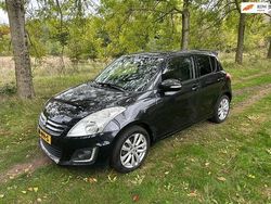 Zwart Gebruikt 2014 Suzuki Swift Hatchback | € 6.500 (Eerlijke prijs)