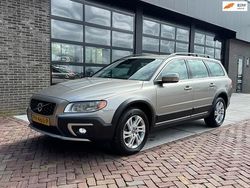 Grijs Gebruikt 2013 Volvo XC70 Momentum SUV | € 11.975