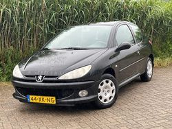 Zwart Gebruikt 2007 Peugeot 206 Forever Hatchback | € 1.395 (Eerlijke prijs)