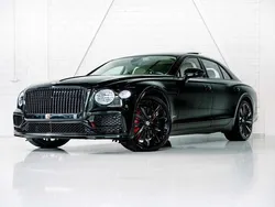 Groen Gebruikt 2023 Bentley Flying Spur Sedan | € 379.900