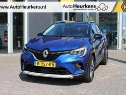 Blauw, metallic lak Gebruikt 2020 Renault Captur Intens SUV | € 20.640 (Eerlijke prijs)