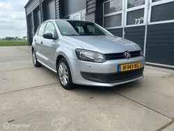 Grijs Gebruikt 2011 VW Polo Hatchback | € 3.499 (Goede deal)