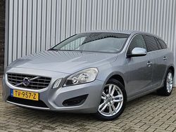 Grijs Gebruikt 2011 Volvo V60 Summum Stationwagen | € 9.950 (Iets duurder)