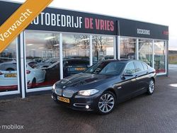 Grijs Gebruikt 2014 BMW 520 Luxury Line Sedan | € 14.450 (Eerlijke prijs)