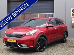 Rood Gebruikt 2018 Kia Niro Style SUV | € 15.995 (Eerlijke prijs)