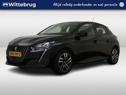 Zwart Gebruikt 2023 Peugeot 208 Allure Hatchback | € 17.925 (Eerlijke prijs)