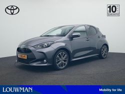 Grijs Gebruikt 2023 Toyota Yaris Hybrid Active Hatchback | € 21.980 (Eerlijke prijs)