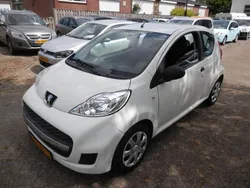 Wit Gebruikt 2009 Peugeot 107 Hatchback | € 1.599 (Super prijs)