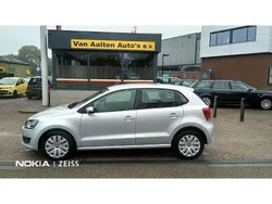 Grijs, metallic lak Gebruikt 2013 VW Polo Trendline Hatchback | € 7.990 (Duur)