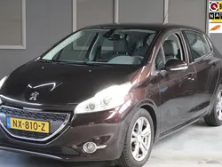 Bruin Gebruikt 2013 Peugeot 208 Hatchback | € 5.250 (Eerlijke prijs)
