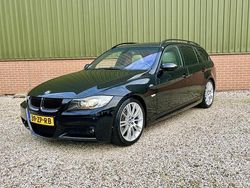 Zwart Gebruikt 2006 BMW 325 Executive Stationwagen | € 10.900