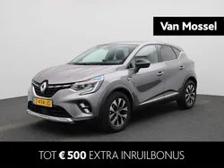Grijs Gebruikt 2024 Renault Captur Techno SUV | € 23.930 (Eerlijke prijs)