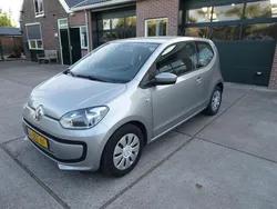 Grijs Gebruikt 2014 VW up! move up! Hatchback | € 5.250 (Eerlijke prijs)