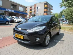 Zwart Gebruikt 2010 Ford Fiesta Titanium Hatchback | € 3.750 (Eerlijke prijs)