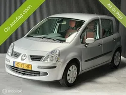 Grijs Gebruikt 2007 Renault Modus MPV | € 3.999 (Eerlijke prijs)