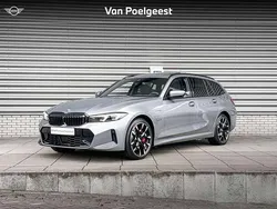 Skyscraper grey metallic (grijs metallic) Gebruikt 2024 BMW 330e Comfort Edition Stationwagen | € 55.900 (Eerlijke prijs)