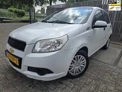 Wit Gebruikt 2010 Chevrolet Aveo Hatchback | € 2.199 (Eerlijke prijs)